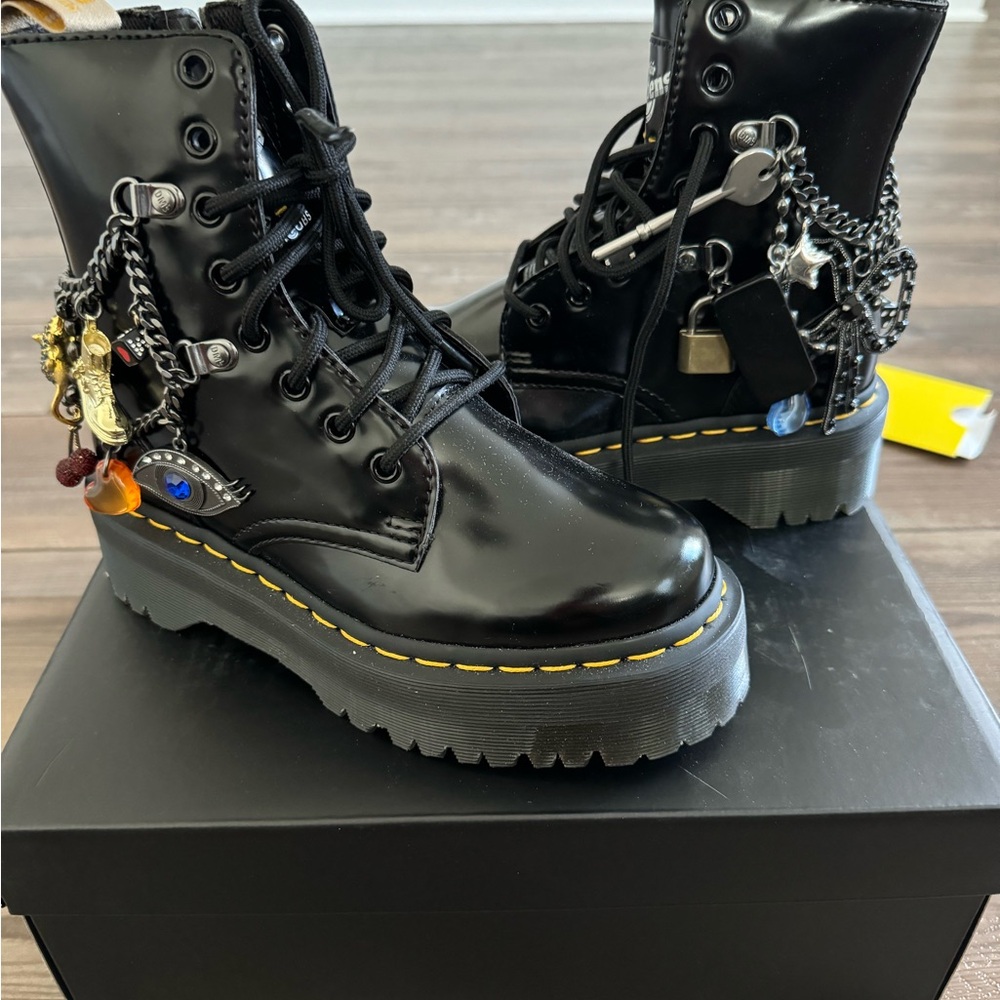 Dr. Martens X Marx Jacob’s women’s boots sz. 6 - Picture 2 of 7